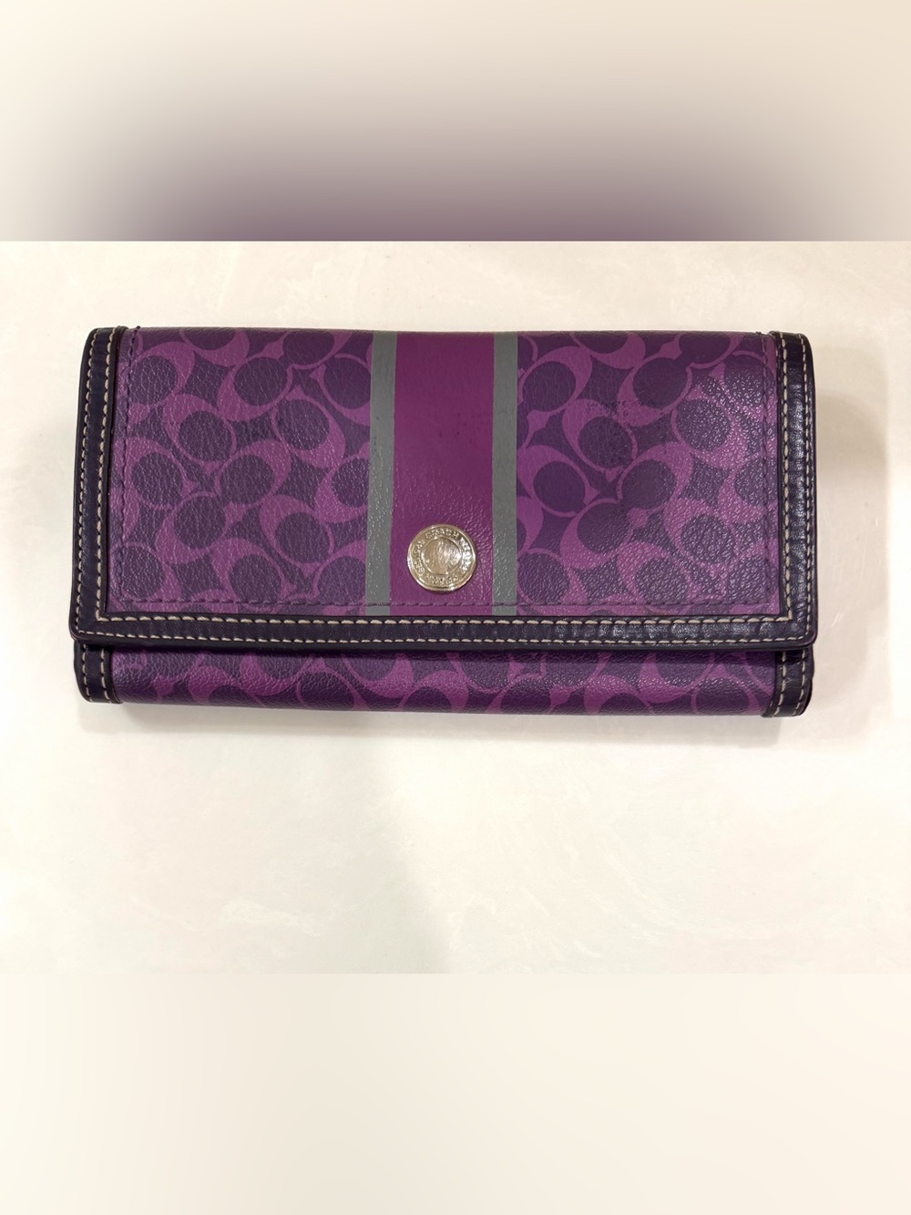 Authentic Rare Purple Coach Signature C Long Wallet  Stripe Snap Closure Nice!